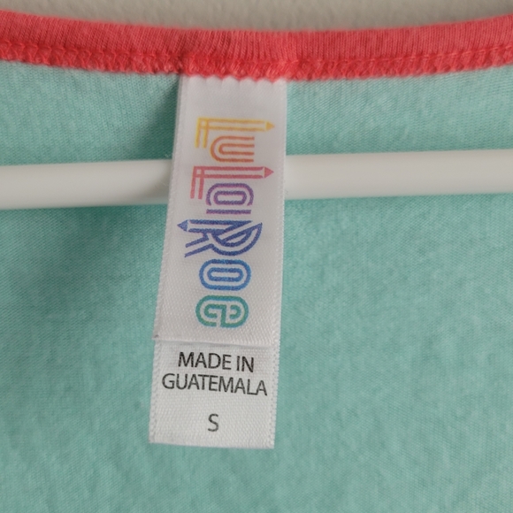 LulaRoe Classic Tee - Picture 3 of 3